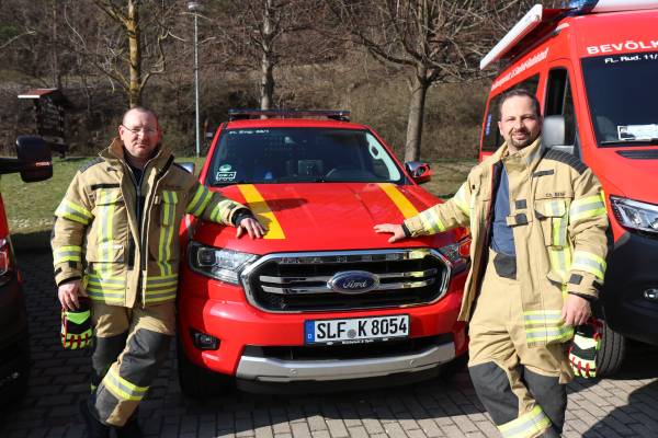 Große Bescherung für fünf Feuerwehren_2022-03-25 Sitzendorf Übergabe Feuerwehren mmod (85).JPG